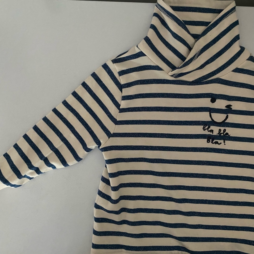 Zara pullover never worn without tags!